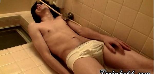  Download free gay sex clip movies Samus needs to urinate real bad,